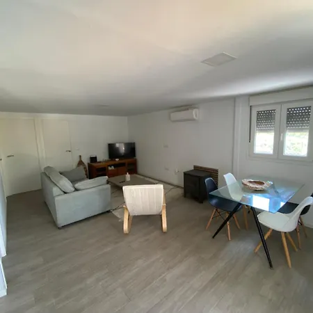 Casa Contener בית כפרי *